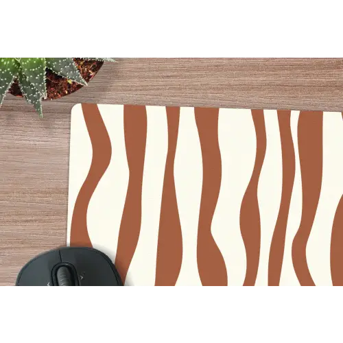 Golvende lijnen - Strepen - Beige - Bruin muismat rubber klein -closeup