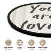 Minimalistisch - Beige - Love Fotolijst rond zonder passe partout klein -closeup_NL