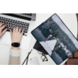 Steiger - Meer - Sneeuw - Bergen - Rustgevend laptophoes neopreen klein -bureau