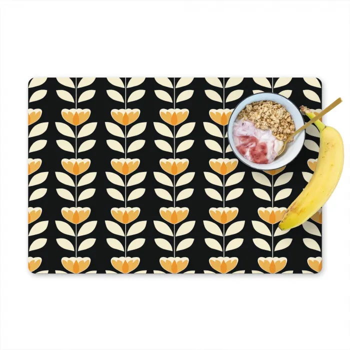 Retro - Bloem - Zwart - Okergeel Placemat vinyl groot 368 -zzzproduct_Kitchenyeah-website