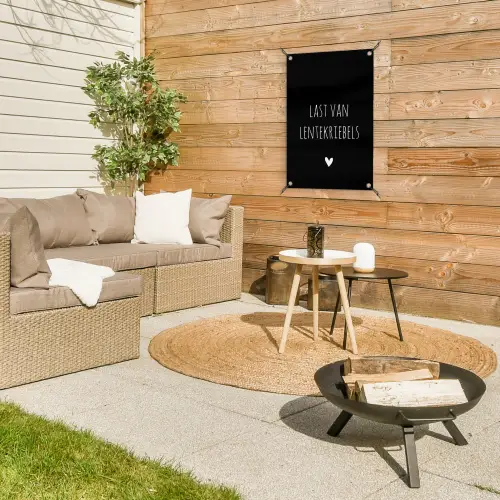 Last van lentekriebels - Quotes - Spreuken tuinposter los doek klein -sfeer4