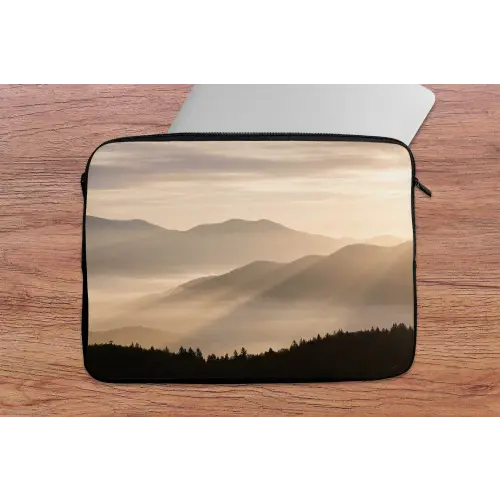Bergen - Mist - Zonnestralen laptophoes neopreen klein -tafel