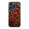 Lippen - Drie - Rood - Panterprint Telefoonhoesje iPhone 17 Pro klein -3d