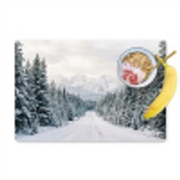 Weg - Sneeuw - Naaldbos - Winter - Avontuurlijk Placemat vinyl groot -zzzproduct_Kitchenyeah-website