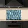 Patroon - Blauw - Lijnen - Zigzag keuken achterwand spatscherm klein 900 -sfeer1