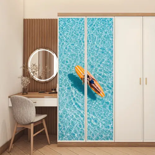 Surfboard - Water - Badpak - Oranje deurposter klein -sfeer3
