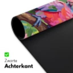 Papagaai - Hibiscusbloemen - Kleurrijk Muismat XXL klein -sfeer2