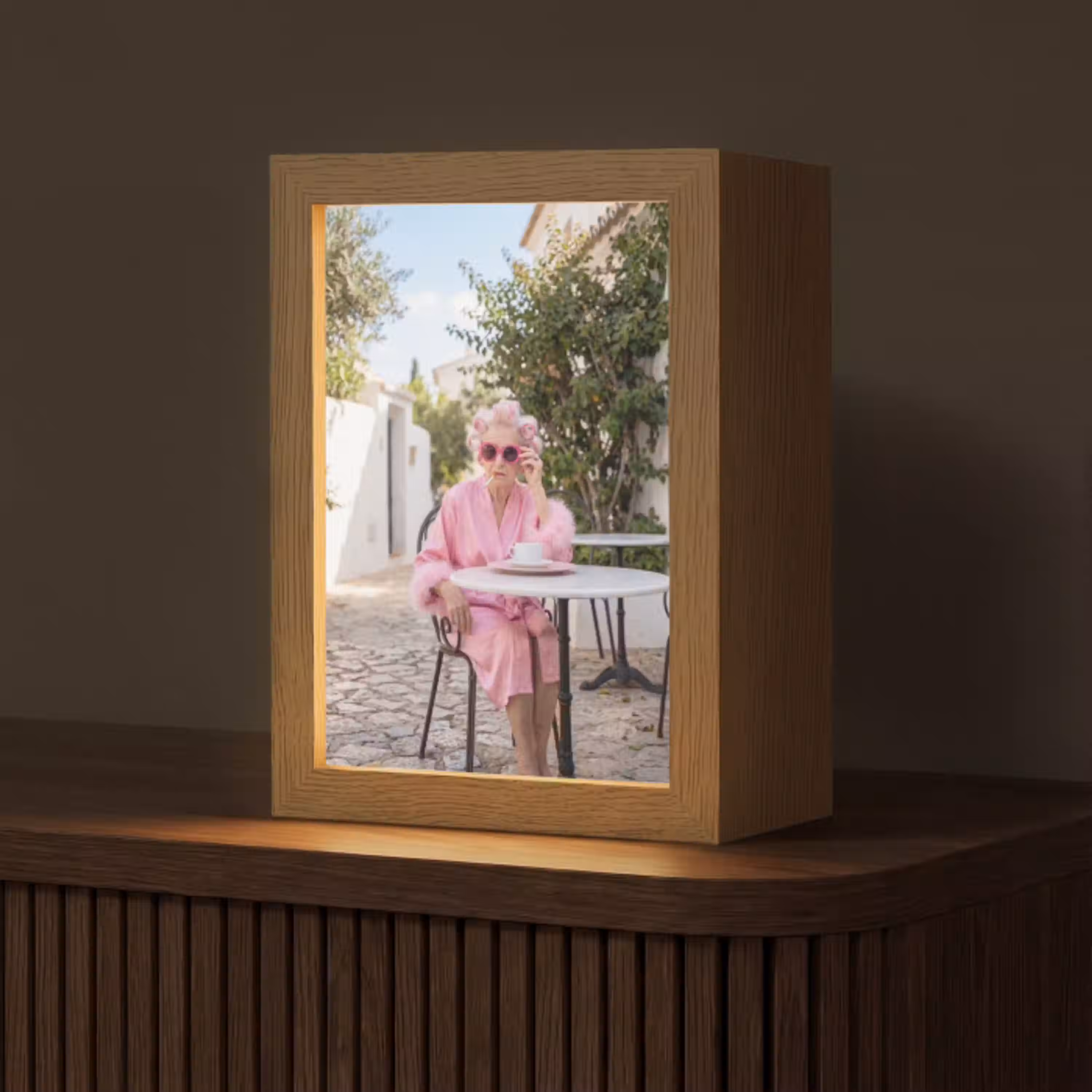 Ochtendjas - Krulspelden - Roze Light Box met kabel (Tafellamp) klein -z3d_website