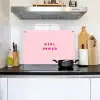 Girl power - Roze - Hartje Inductie beschemer met haakjes klein -sfeer2