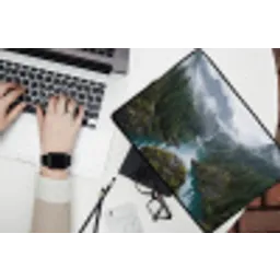 Waterval - Bomen - Bergen laptophoes neopreen klein -bureau