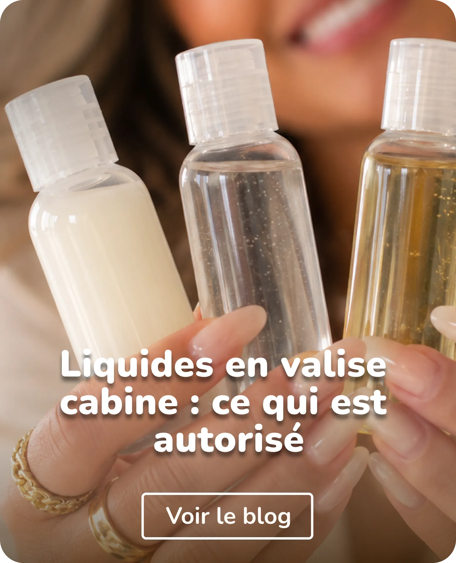 femme avec 100 ml de liquide dans la main