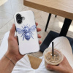 Bij - Modern - Delfts - Blauw Toughcase MagSafe Apple iPhone 17 klein -Sfeer1M