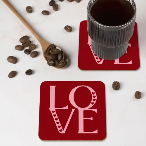 Love - Rood - Hatjes onderzetter kurk middel -sfeer2