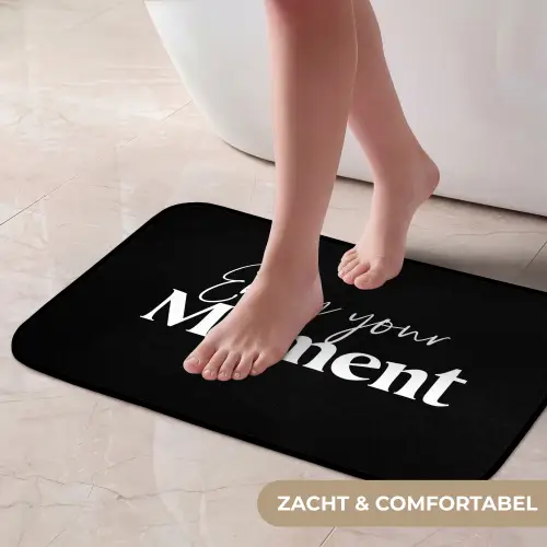 Quotes - Enjoy your moment - Spreuk - Zwart Badmat klein -USP_ZachtNL