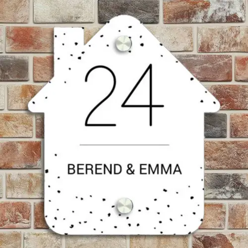 Wit met stippen - Klassiek Naambord Huisje klein -sfeer6