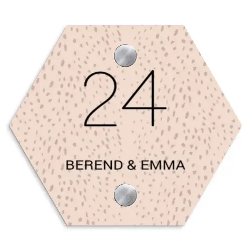 Lichtroze met stippen - Klassiek Naambord Hexagon klein -3d