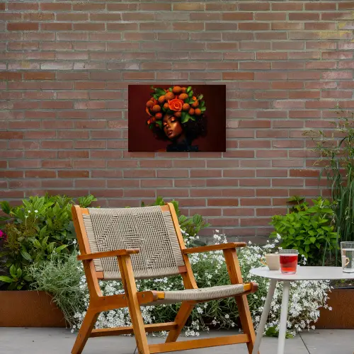 Vrouw - lychee - exotisch Tuinposter op houten frame 2 cm dik klein -sfeer3