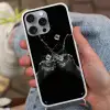 Whickyglazen - Ijs - Spetters - Zwart Hoesje iPhone 16 Pro Max met koord klein -sfeer3