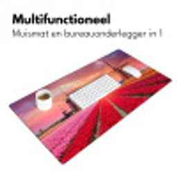 bloemen-tulpen-bloemenveld-molens-holland Muismat XXL klein -sfeer4