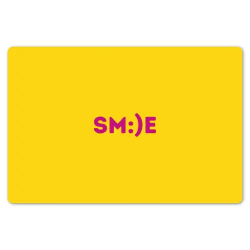 Smile - Roze - Geel Placemat vinyl groot -zzsfeer1_Kitchenyeah-website