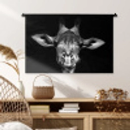 Giraffe - Portret - Dieren - Zwart - Wit Wandkleed katoen middel -sfeer5
