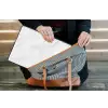Minimalistisch - Wit - Grijze aders laptophoes neopreen klein 279 -tas