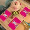 Lama - Kimono - Bloemenkrans - Felroze Placemat vinyl groot -zzsfeer5_Kitchenyeah-website