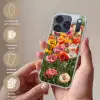 Bloemenveld - Klaprozen - Kleurrijk Telefoonhoesje iPhone 17 Pro klein -sfeer3_NL