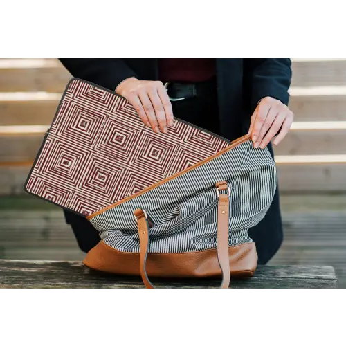 Geometrisch - Patroon - Rood laptophoes neopreen klein 279 -tas