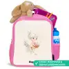 Meisje met een basketbal in neutrale kleuren. Kinderrugzak - Roze middel -inhoud_NL