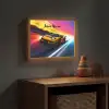 Gele raceauto - Kleurrijk - Neon Light Box met batterij (Wandlamp kind) middel -sfeer5_kind