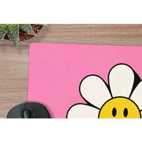 Smiley - Bloem - Roze muismat rubber klein -closeup