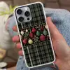 Kerstballen - Rood - Hulsttakken - Patroon Hoesje iPhone 16 Pro Max met koord klein -sfeer3