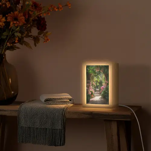 Doorkijk - Tropisch - Bloemen - Natuur Light Box met kabel (Wandlamp) klein -sfeer4