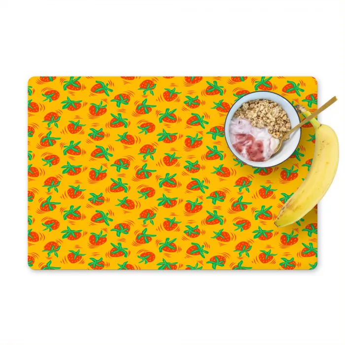 Geel - Aardbeien - Effect Placemat vinyl groot 368 -zzzproduct_Kitchenyeah-website