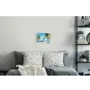 Doorkijk - Strand - Palmboom - Boot - Tropisch - Zee - Blauw Muursticker klein -slaapkamer