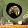 Croissant - Brood - Goud - Zwart Wandcirkel Organisch Plexiglas middel -sfeer2