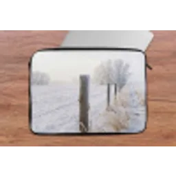 Hek - Sneeuw - Mist - Platteland - Nostalgisch laptophoes neopreen klein -tafel