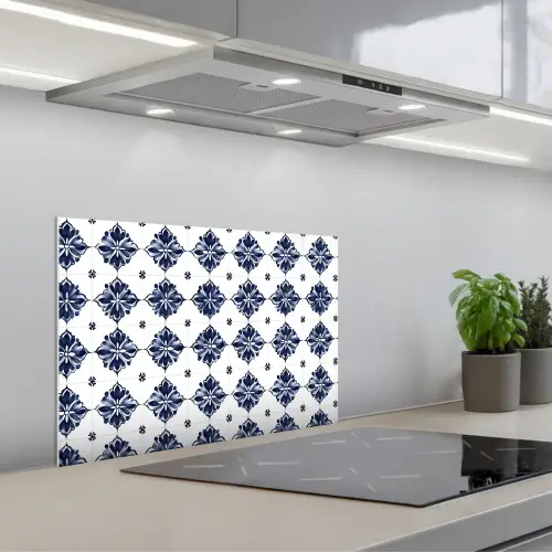 Tegelmotief - Blauw - Wit - Bloem keuken achterwand spatscherm klein 900 -3d_schuin