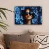 Vrouw - Blauw - Bloemen - Vlinders - Natuur canvas 2cm klein -sfeer1