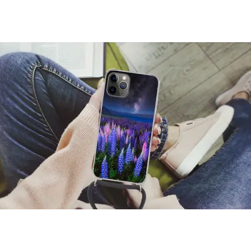 Bloemen - Nacht - Nieuw-Zeeland - Sterrenhemel - Paars - Natuur Hoesje iPhone 12 Pro met koord klein -hand