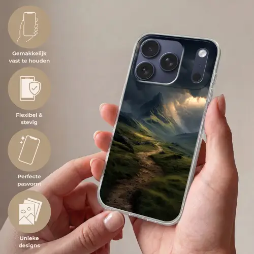 Bergen - Kronkelpad - Groen - Wolken Telefoonhoesje iPhone 17 Pro klein -sfeer3_NL