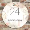 Abstract beige - Klassiek Naambord Rond klein -sfeer2