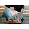 Meeuw - Wit - Zee - Mistig laptophoes neopreen klein -tas