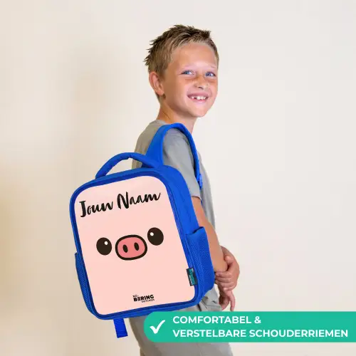 Kawai - Varken - Roze Kinderrugzak - Blauw middel -sfeer3_NL