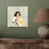 Vrouw - Bloem - Geel - Minimalistisch plexiglas 5mm klein -sfeer3