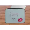 Kiss my ass - Lip - Blauw laptophoes neopreen klein -tafel