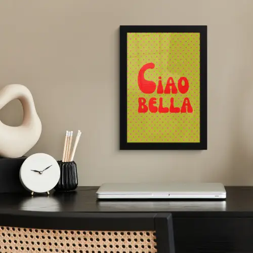 Ciao bella - Rood - Groen - Stippen fotolijst zwart zonder passe partout klein -sfeer1