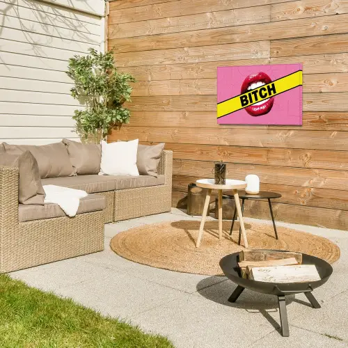 Lippen - Tekst - Kleurrijk Tuinposter op houten frame 2 cm dik klein -sfeer2