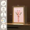 Giraffe - Illustratie - Roze Light Box met kabel (Kinderlampje) klein -USP_NL